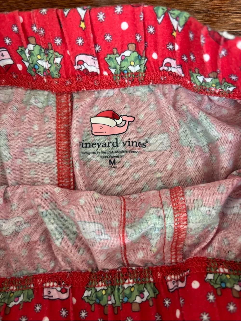 Vineyard Vines Red Santa Whale Kids Holiday Print Pajama Bottoms M